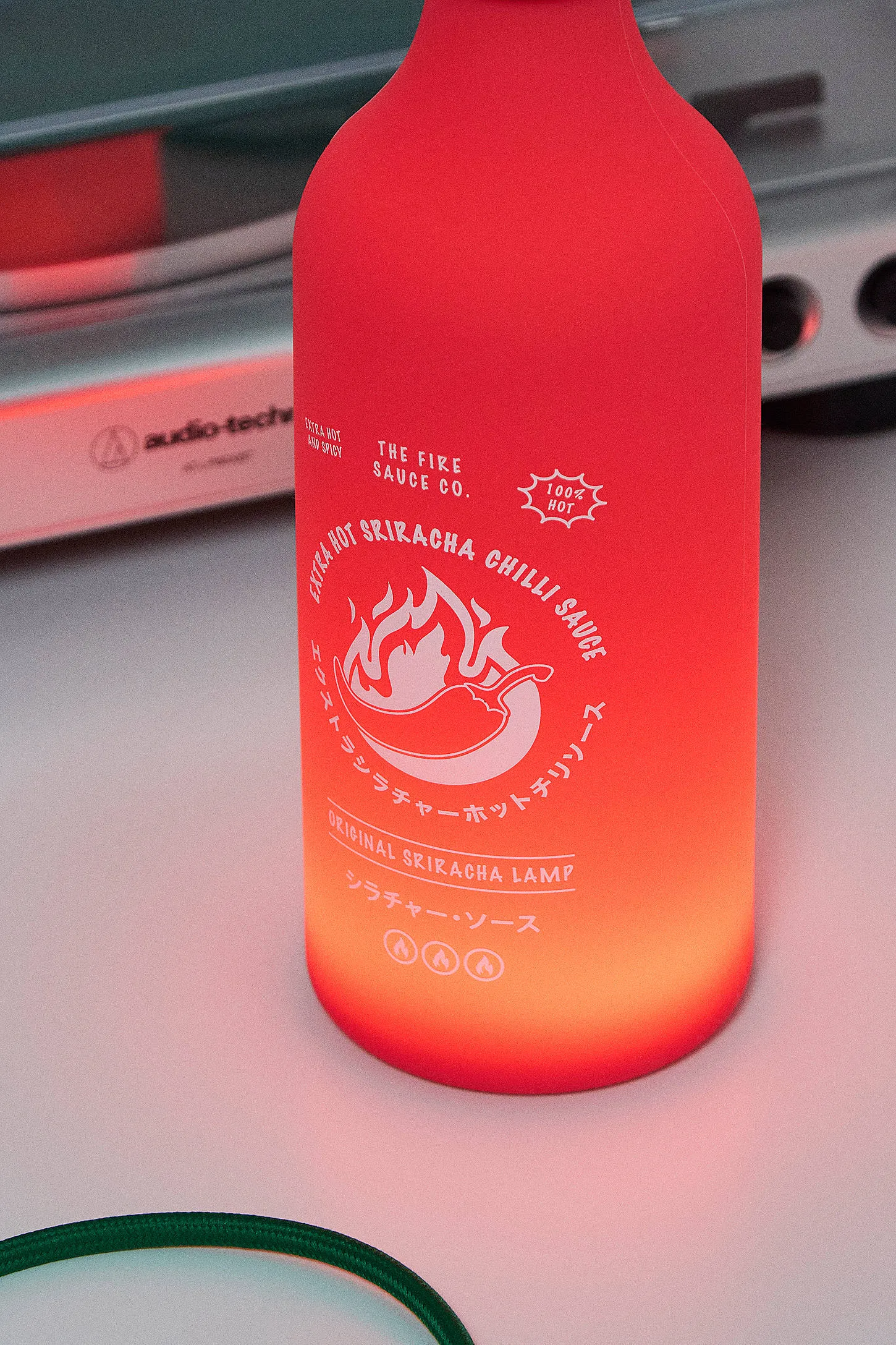 Sriracha Sauce Lamp - Red 3