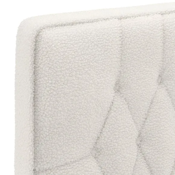 Luxury Teddy Chesterfield Headboard 4