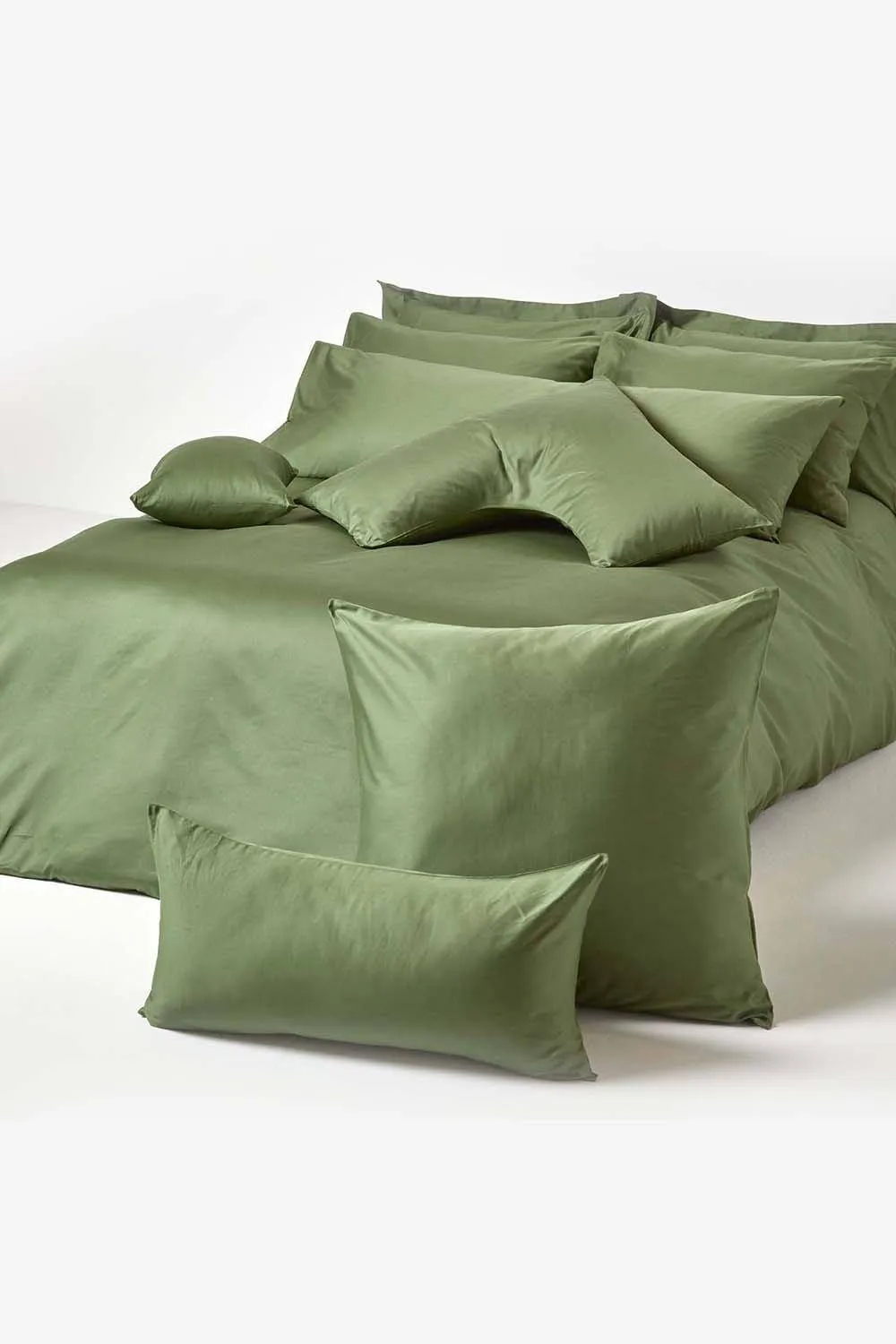 Homescapes Sateen Cotton Continental Pillowcase 400 TC, 40 x 40 cm in Green 4