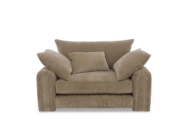 Retreat Snuggler Chair