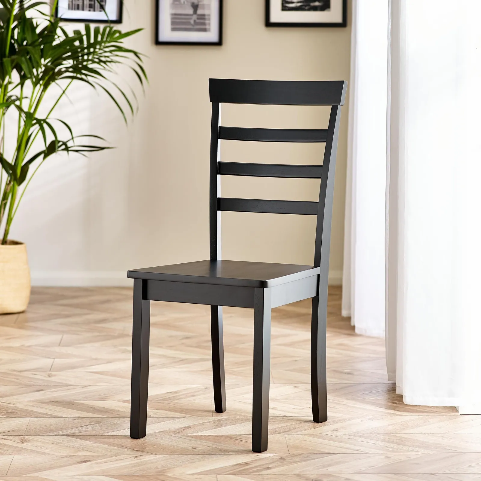 FurnitureboxUK Set of 2 Whitby Solid Wood Dining Chairs in Black 3