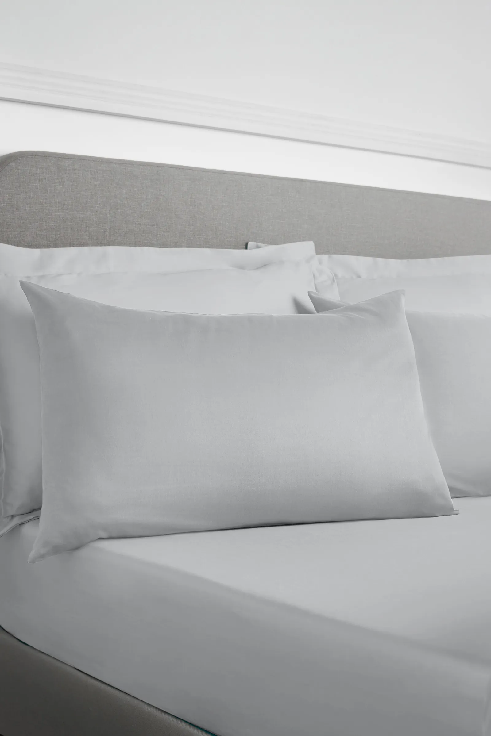 Bianca 400 Thread Count Cotton Sateen Standard Pillowcases in Grey 2