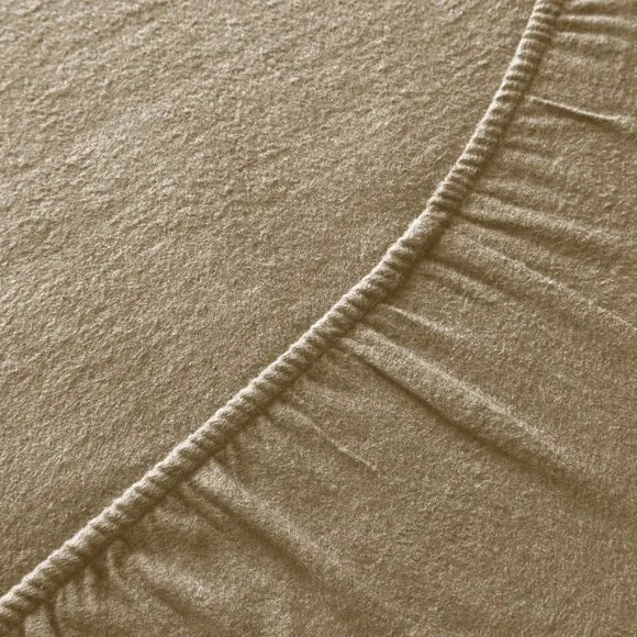 Soft & Cosy 100% Brushed Cotton Fitted Sheet 2