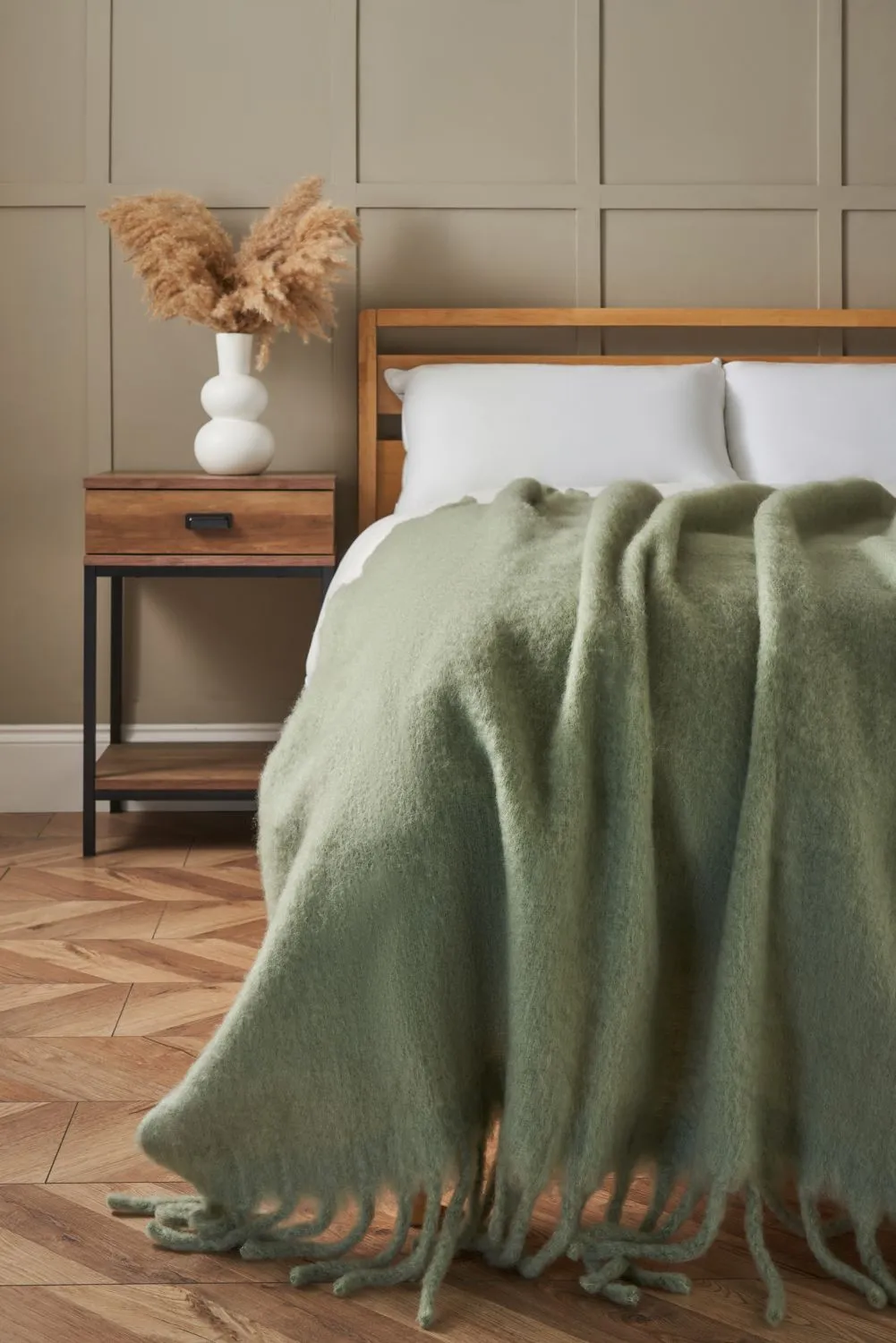 BHS Faux Mohair Tassle Throw in Green