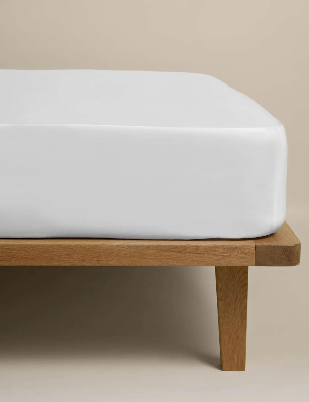 M&S Egyptian Cotton 230 Thread Count Silky Deep Fitted Sheet White