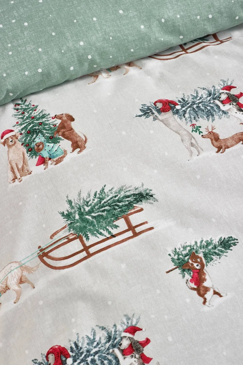 Catherine Lansfield Brushed Christmas Dogs Cotton Reversible Duvet Cover Set in Green 4