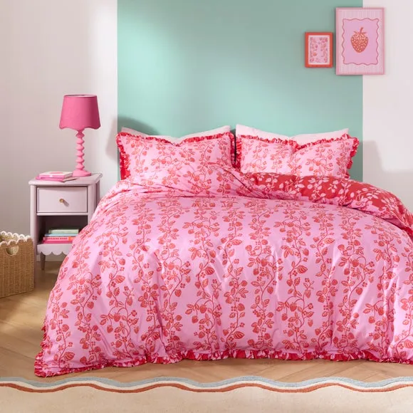 Strawberry Patch Frill Quilt Cover and Pillowcase Set