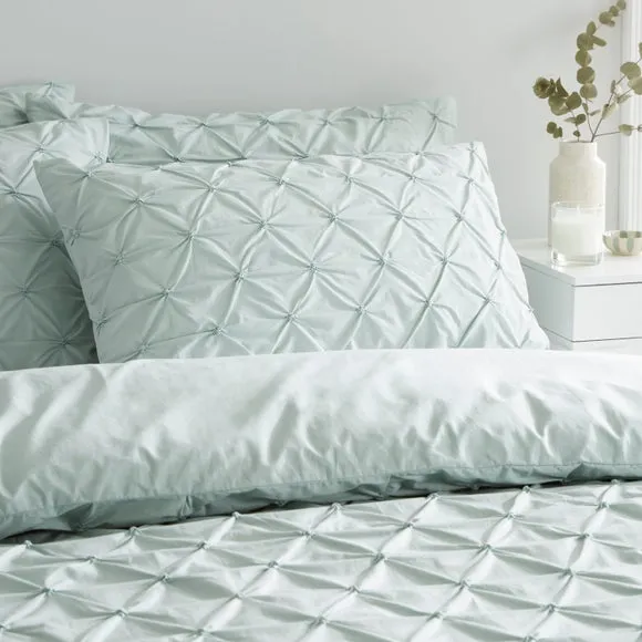 Aster Pintuck 100% Cotton Duvet Cover & Pillowcase Set 2