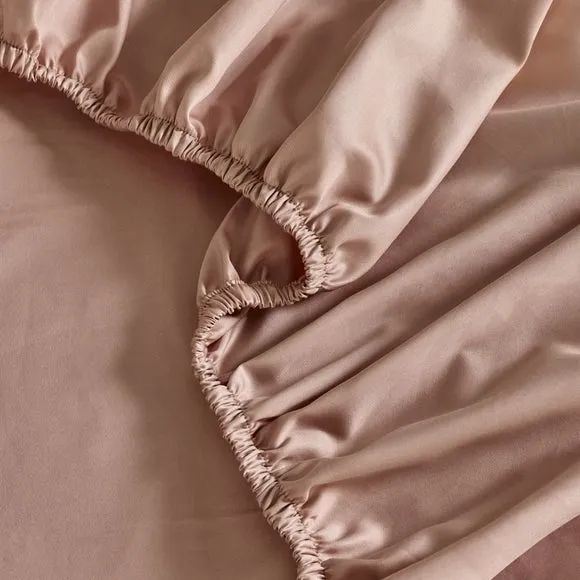 Dorma Luxe Egyptian Cotton Sateen Fitted Sheet 3