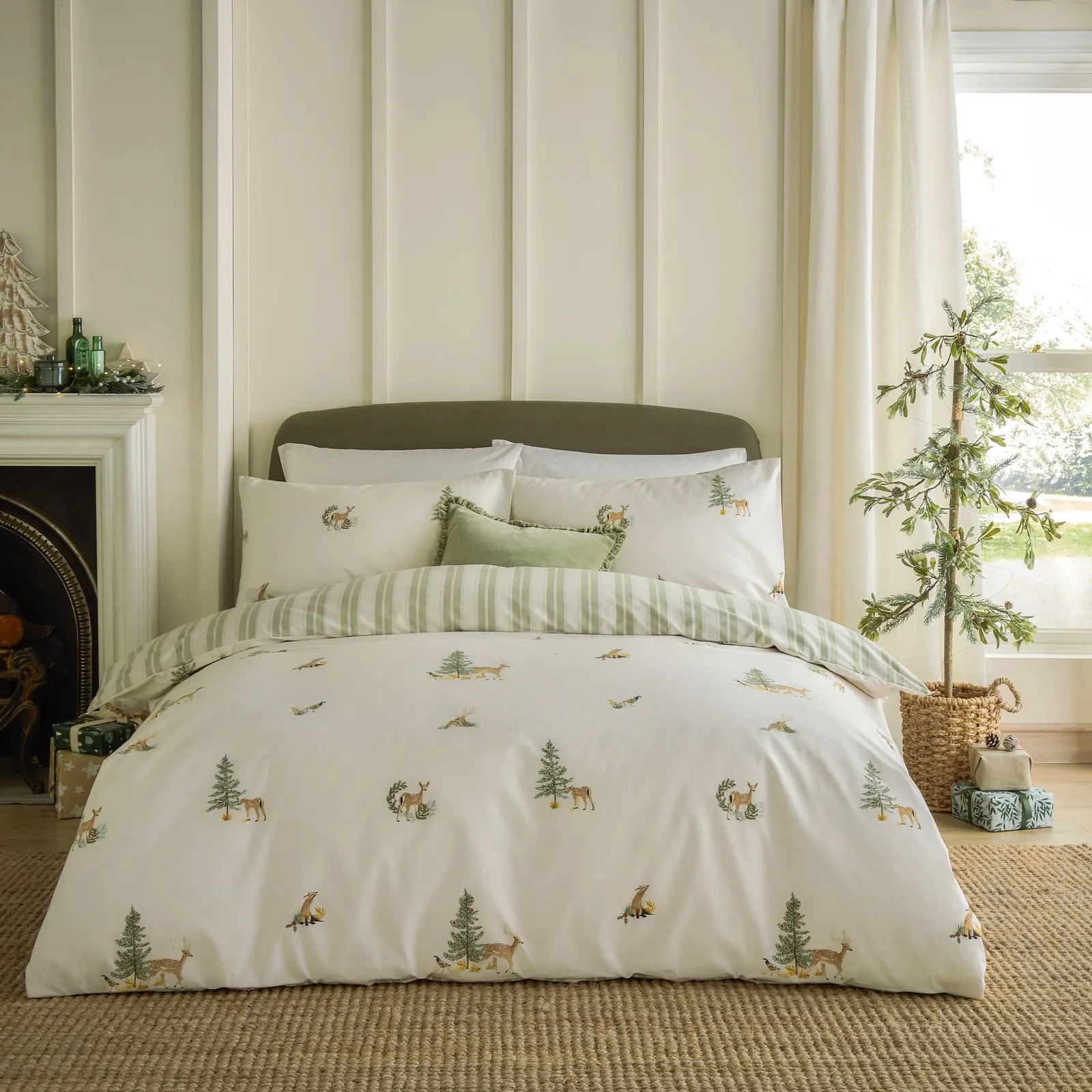 Wylder Nature Charlecote Printed 100% Cotton Duvet Cover Set