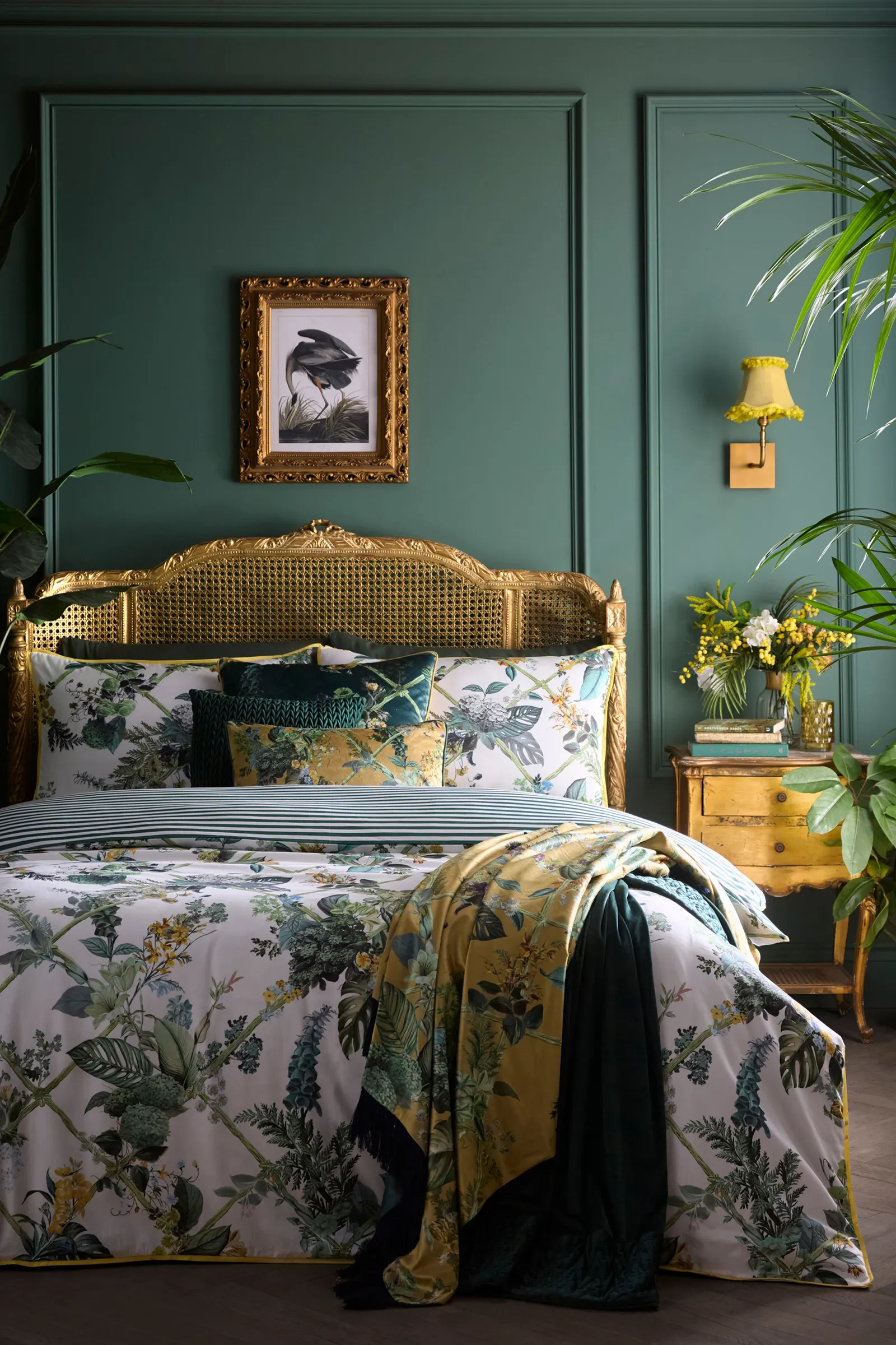 Laurence Llewelyn-Bowen 'Cotswald Fantasia' Floral Print 200 Thread Count Cotton Duvet Cover Set in Green 4