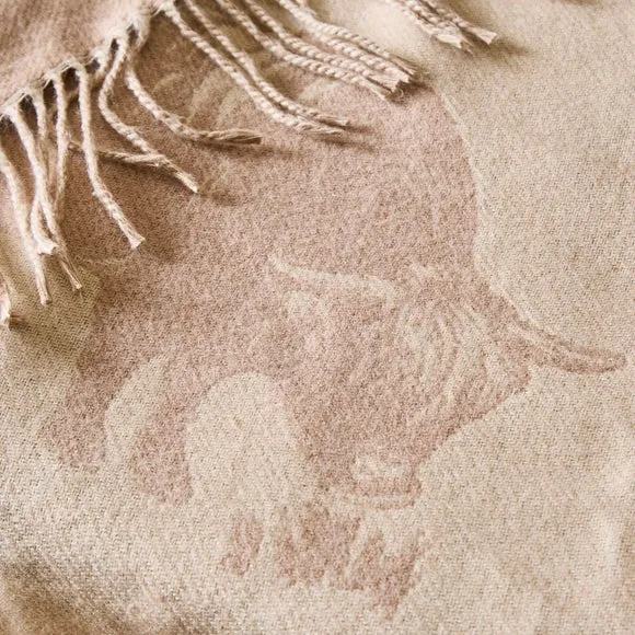 Highland Cow Jaquard Throw Blanket 2