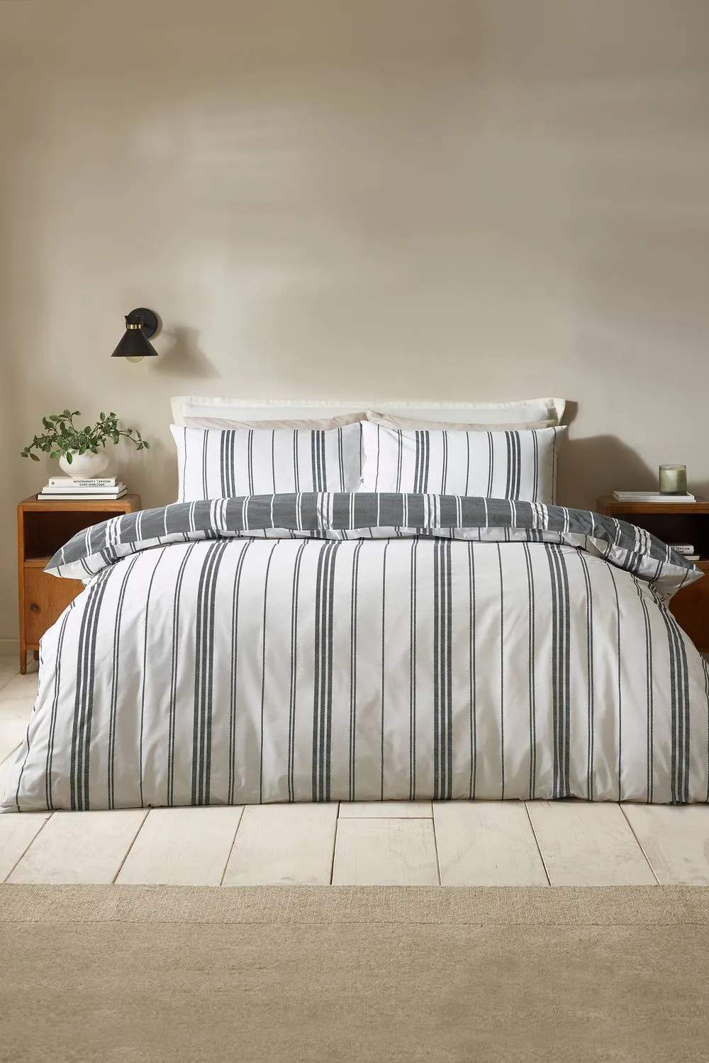 Catherine Lansfield 'Harbour Stripe' Reversible Duvet Cover Set in Black