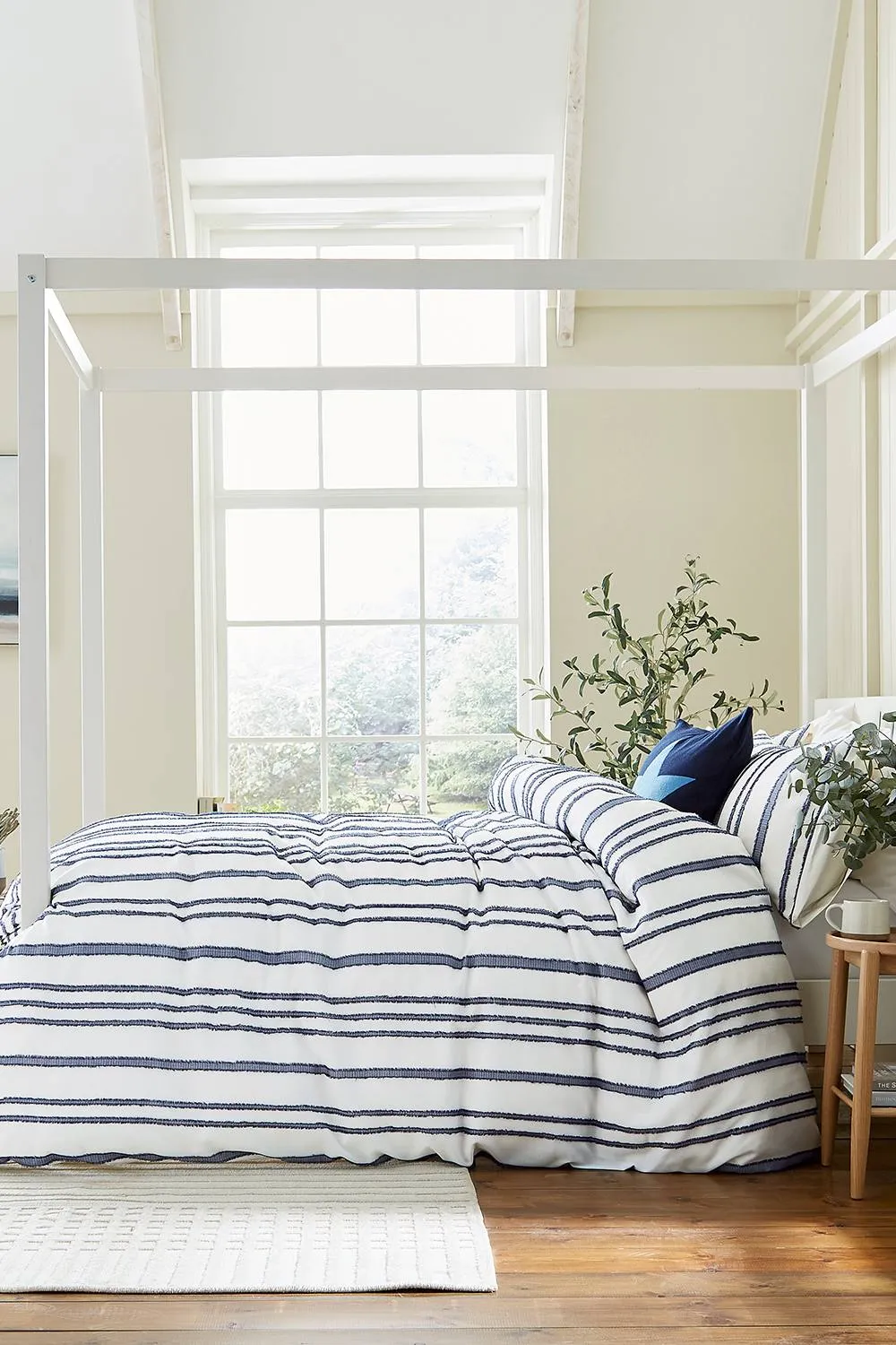 Helena Springfield 'Clipped Stripe' Jacquard Duvet Cover Set in Navy