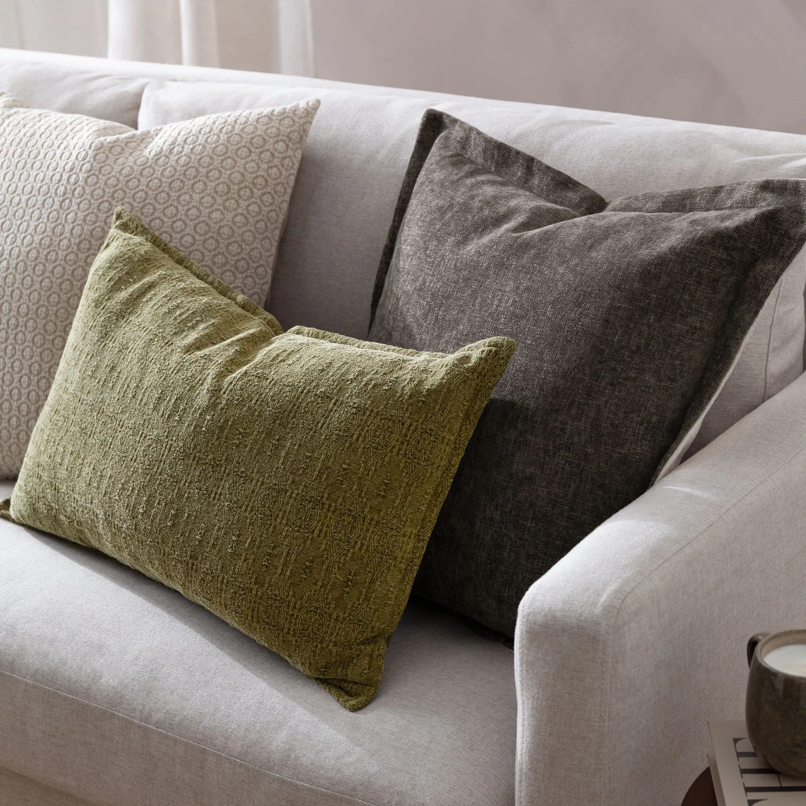 Yard Dune Velvet Chenille Cushion in Dark Brown 6