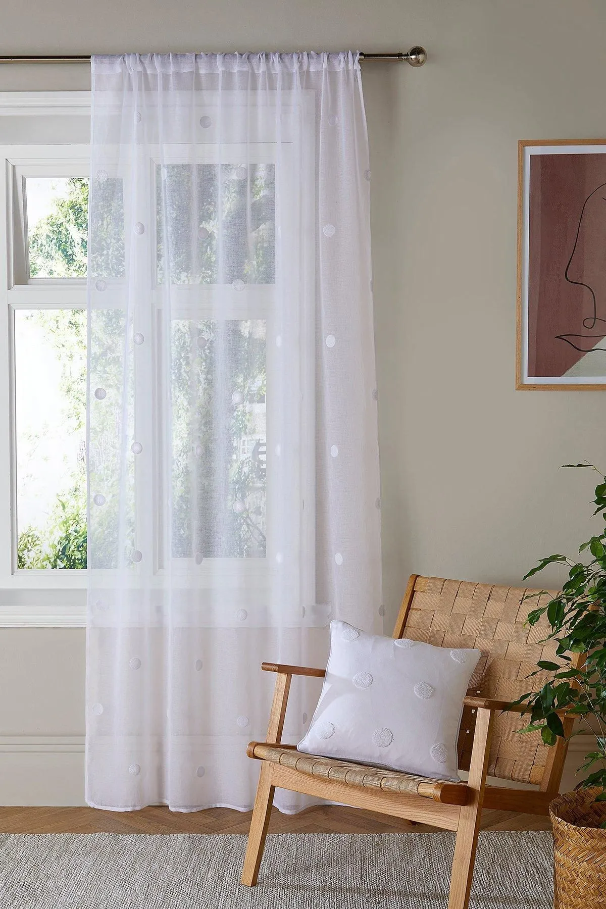 Appletree 'Polka Dot' Tufted Voile Panel in White