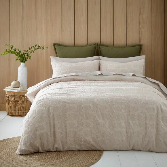 Alda Textured Duvet Cover and Pillowcase Set 1