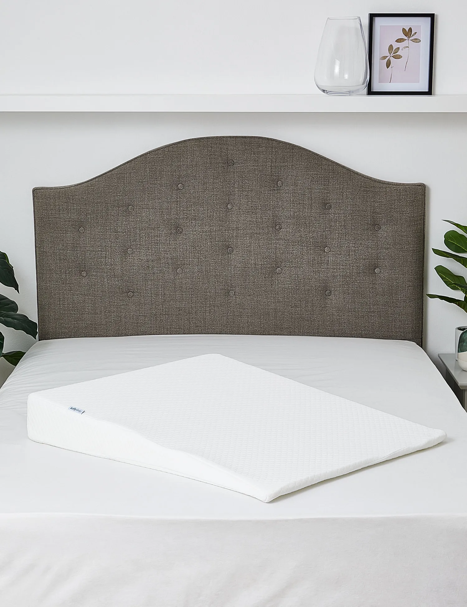 M&S Kally Sleep Acid Reflux Firm Wedge Pillow