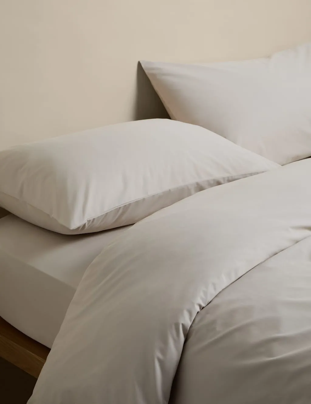 M&S Pure Cotton 180 Thread Count Bedding Set Linen