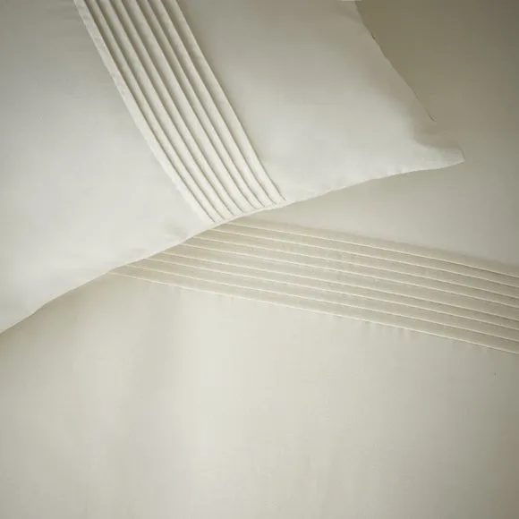 Catherine Lansfield Pintuck Easy Iron Polycotton Percale Duvet Cover & Pillowcase Set 2