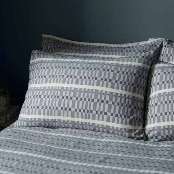 Ash Geometric 100% Cotton Duvet Cover & Pillowcase Set 2