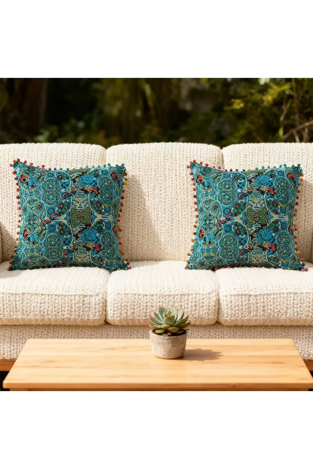 Living and Home Pack of 2 Exotic Pattern Throw Pillows with Inserts in Blue