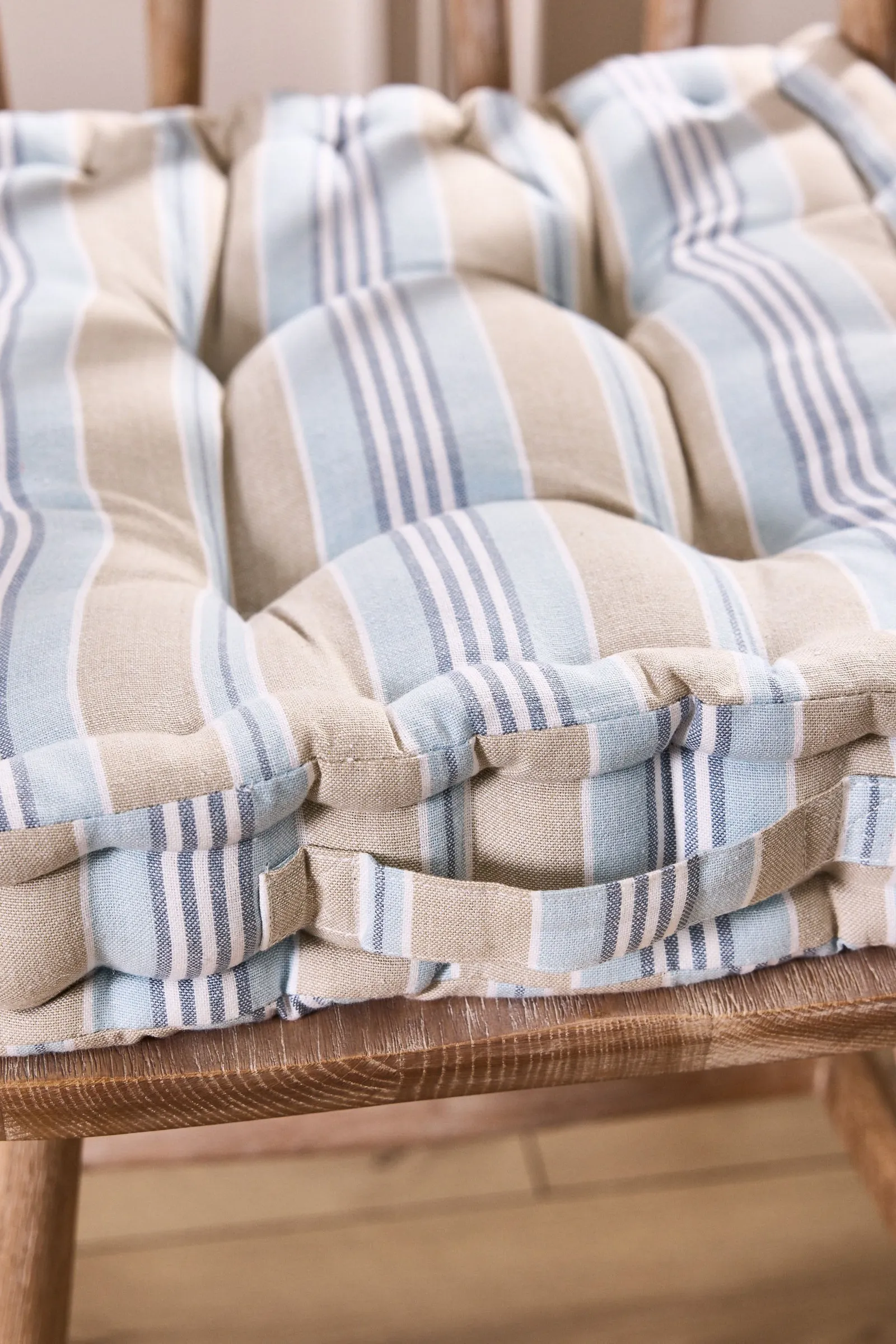 Dibor Set of 2 Blue Striped Chair Seat Pad Box Cushions 40x40cm 2