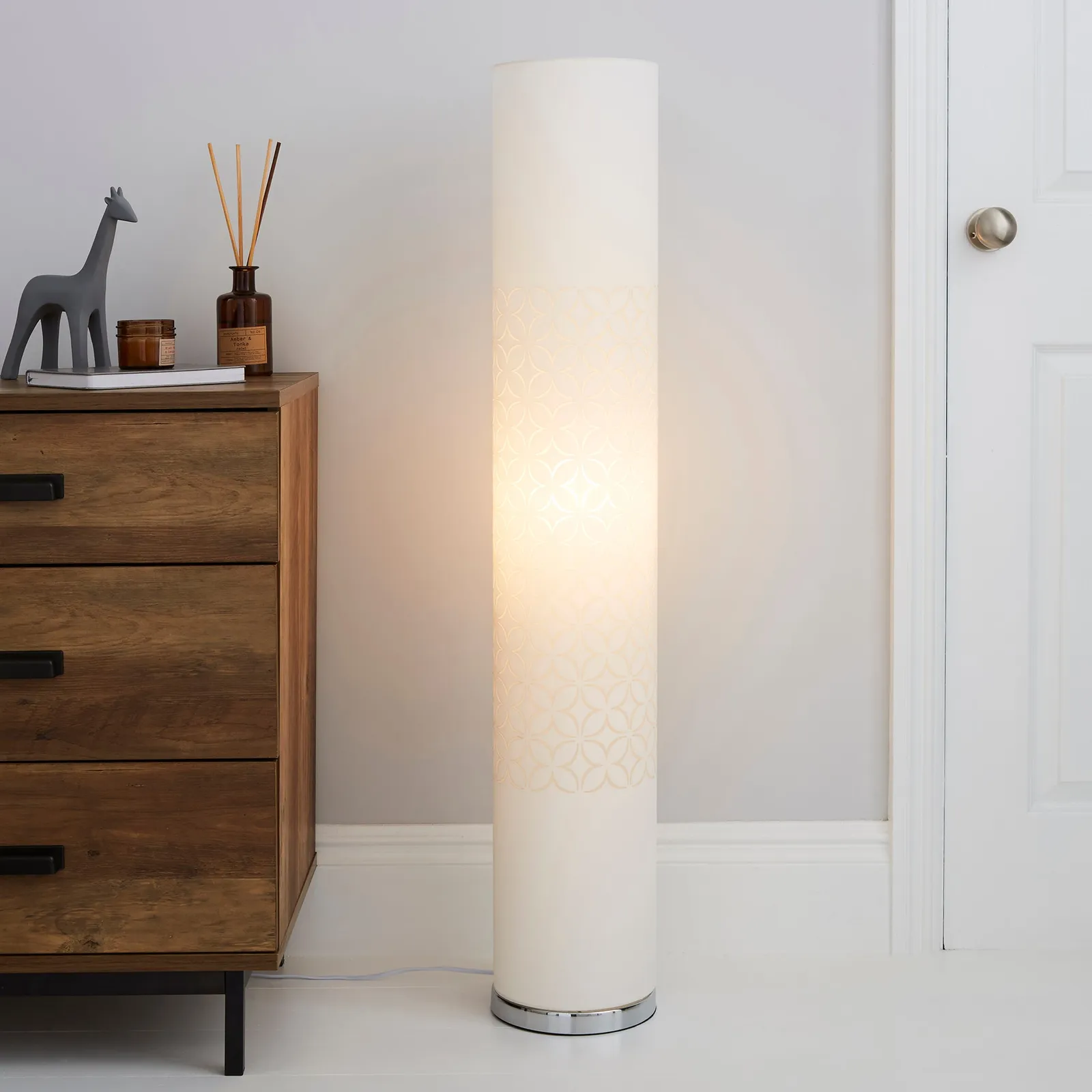 Geo Flower Cut Out White Floor Lamp White