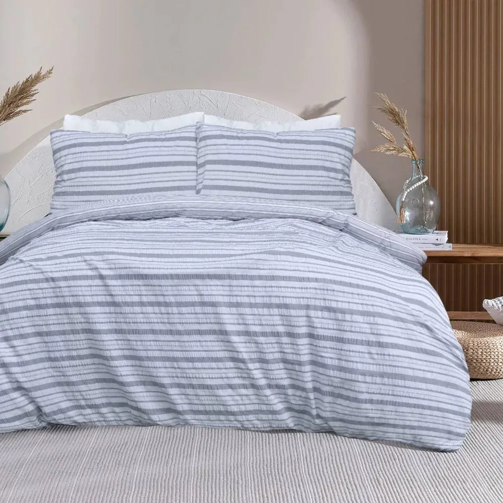 Smart Living Luxury Stripe Seersucker Reversible Duvet Cover With Pillowcases in Grey