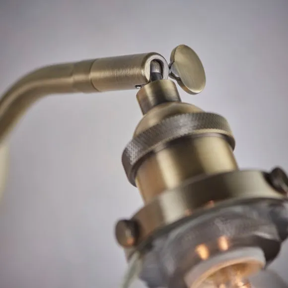 Vogue Tobermory Industrial Wall Light 3