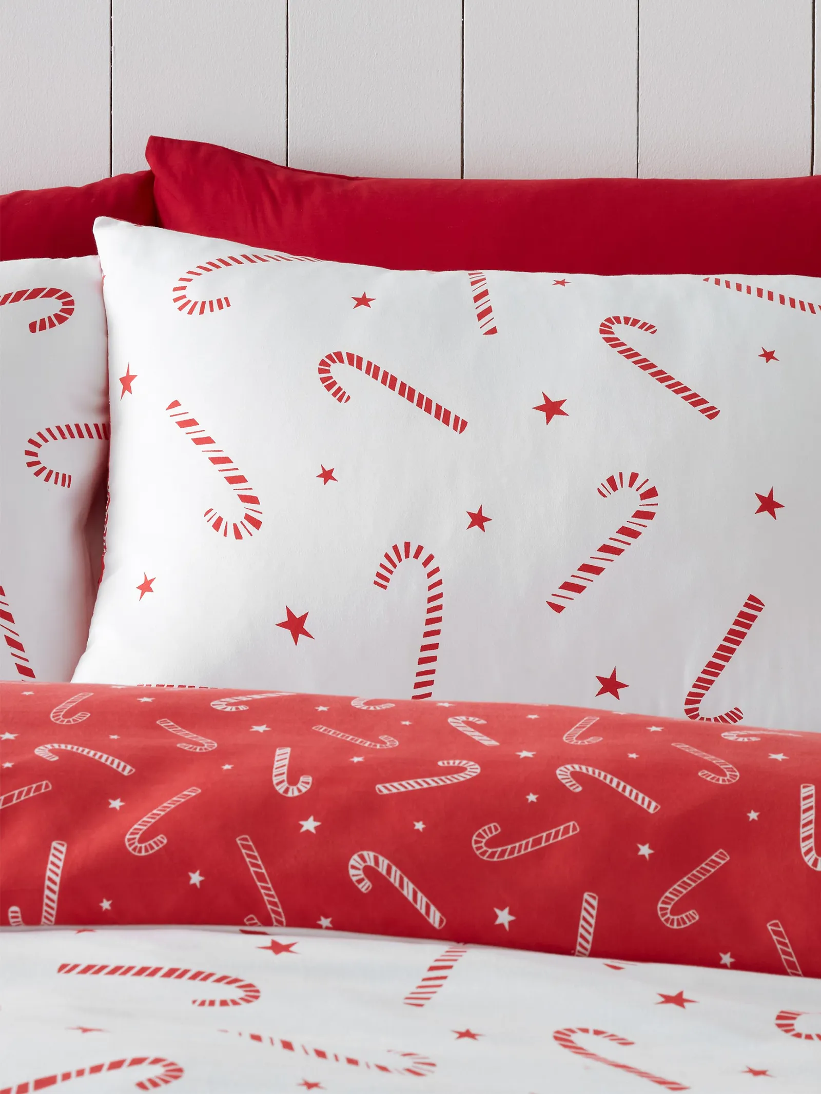 Catherine Lansfield 'Christmas Candy Cane' Duvet Cover Set in White 3