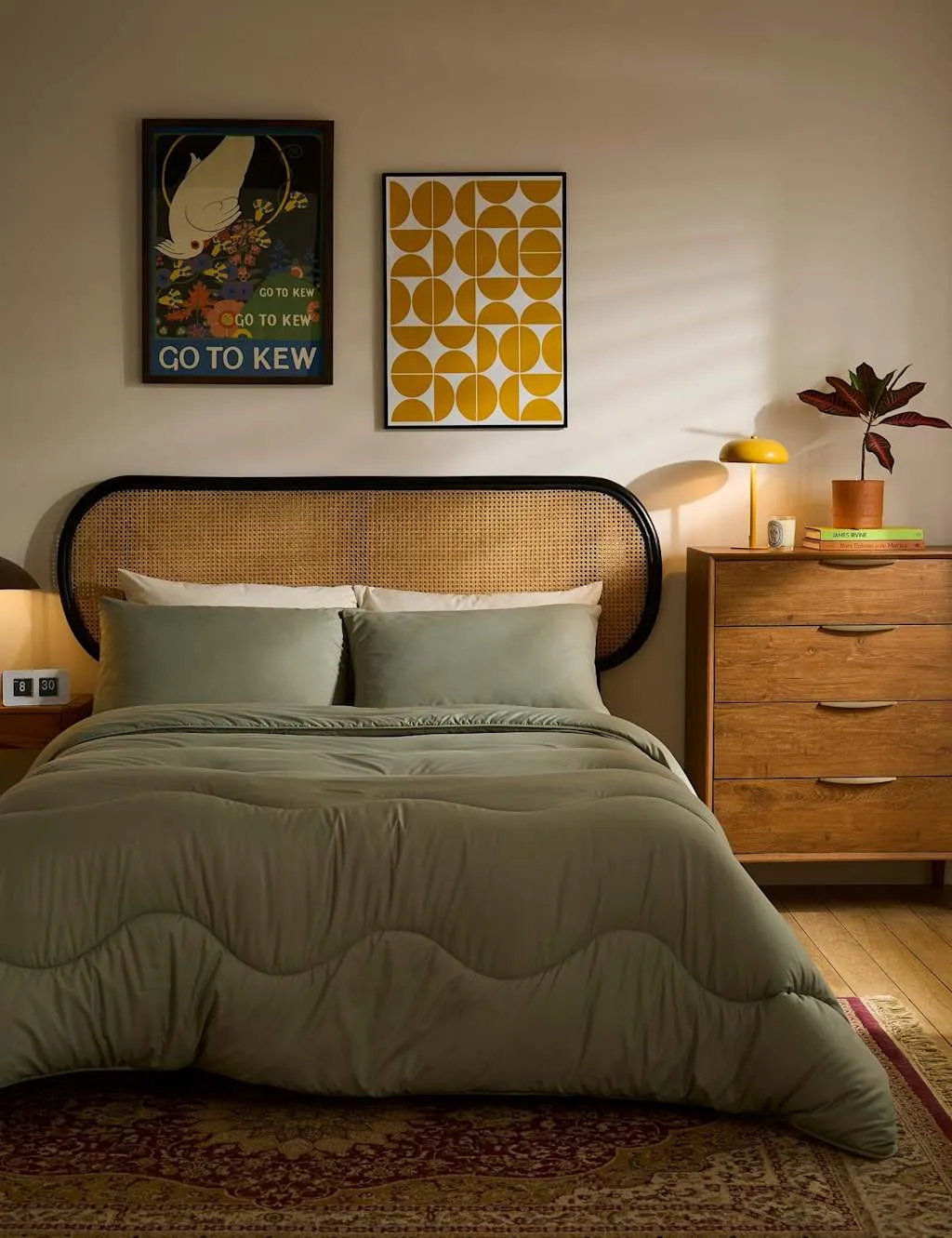 Nightlark 10.5 Tog Coverless Duvet & Pillowcase Olive