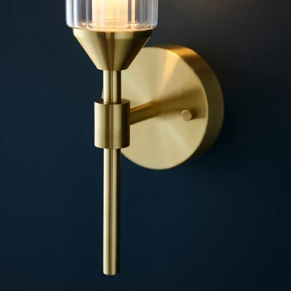Vogue Bailey Ribbed Wall Light 3