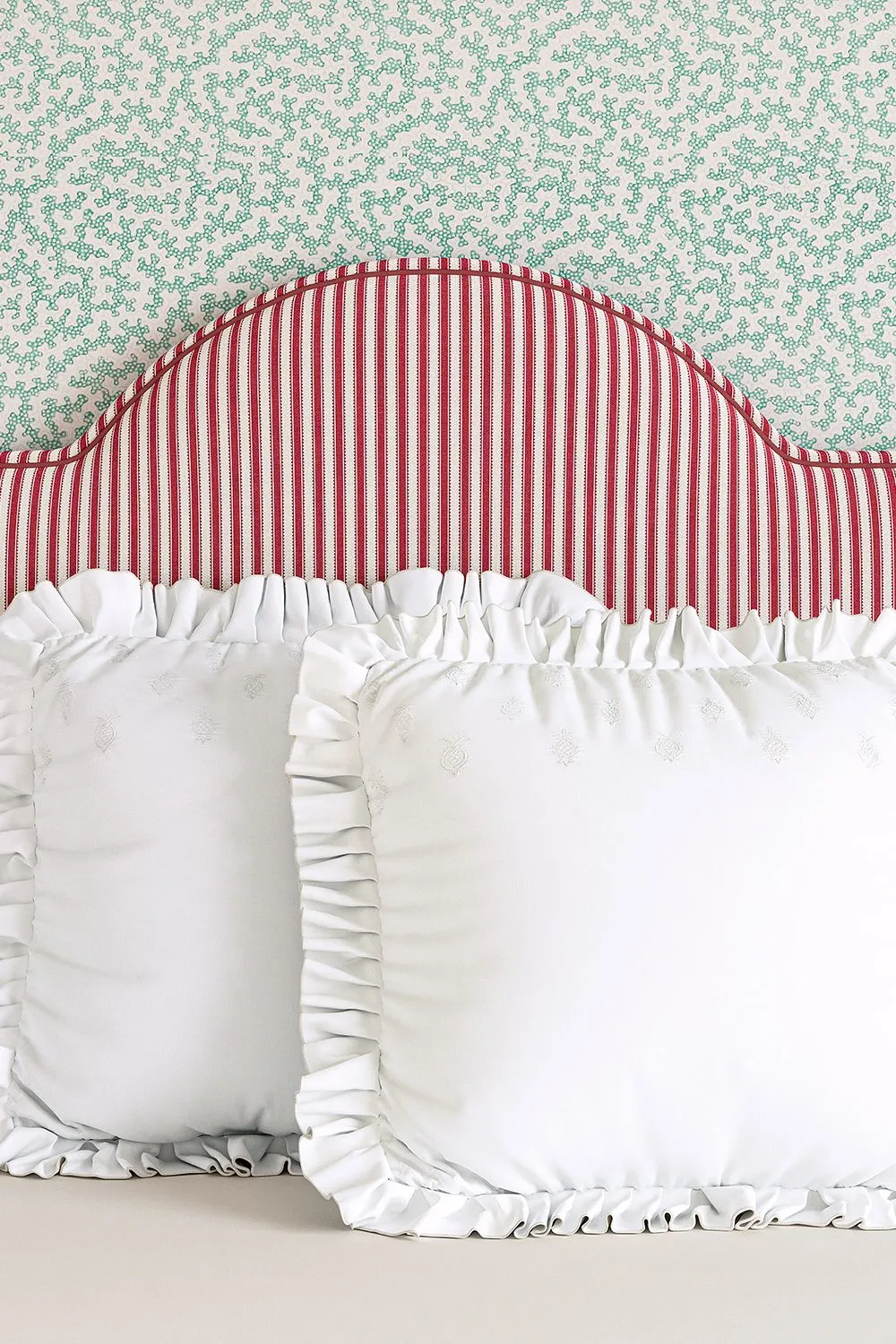Sanderson 'Pinery' Cotton Square Pillowcase Pair in White 2