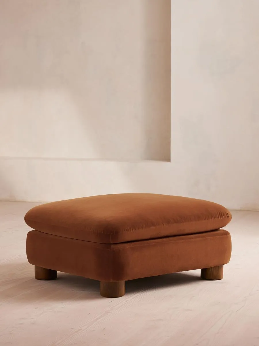 Vivienne Ottoman, Velvet, Cinnamon