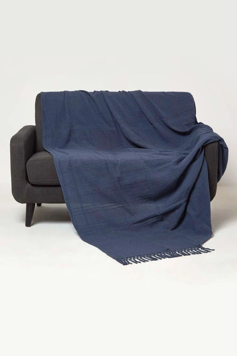 Homescapes Kashi Cotton Throw with Tassels in Navy