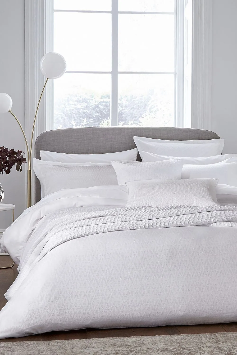 1951 'Kham' Cotton Oxford Pillowcase in White 3