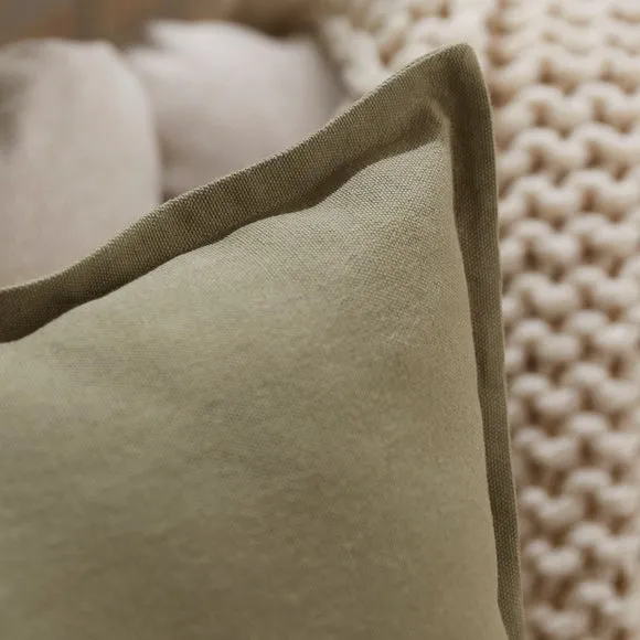 Outdoor Oxford Edge Square Cushion 2