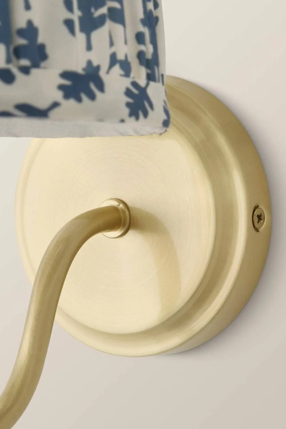 ValueLights Binky Pair of Rechargeable Gold Wall Lights with Floral Pleated Shades in Mid Blue 6