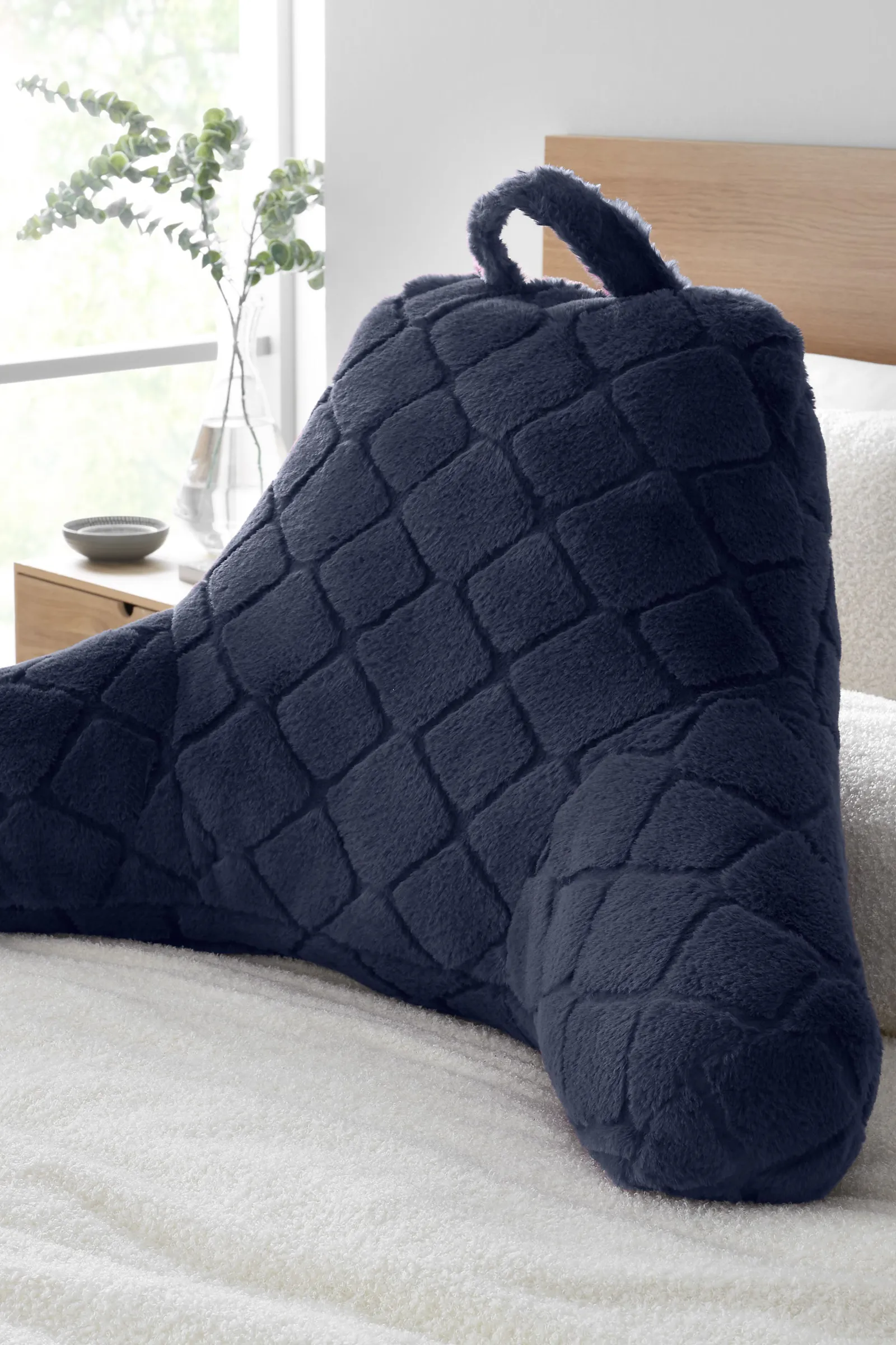 Catherine Lansfield 'Cosy Diamond' Cushion in Navy