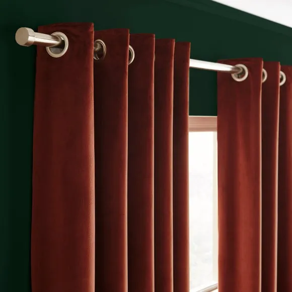 Luxe Velour Eyelet Curtains (Blackout Available) 1