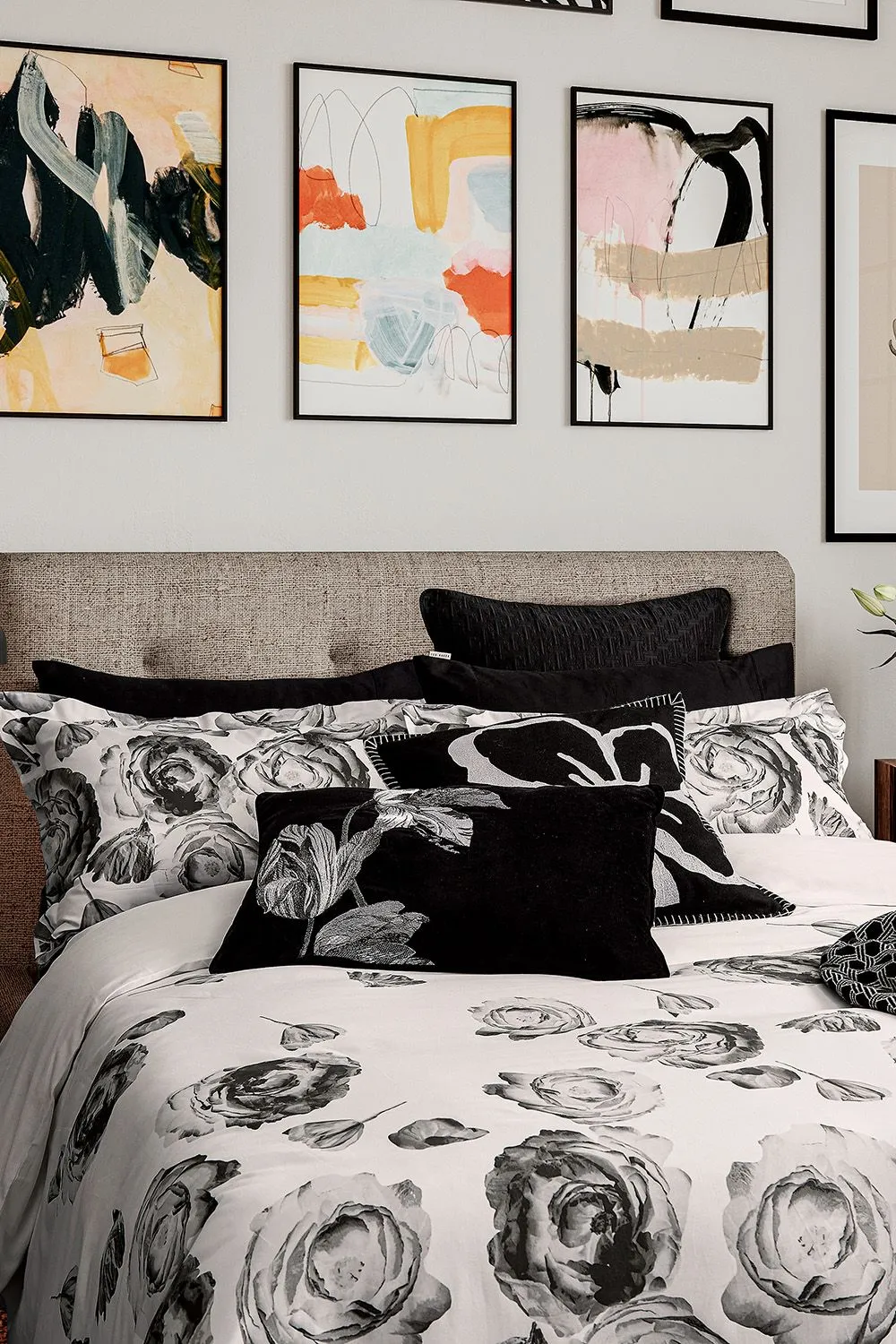 Ted Baker 'Mono Floral' Cotton Percale Duvet Cover Set in White 2