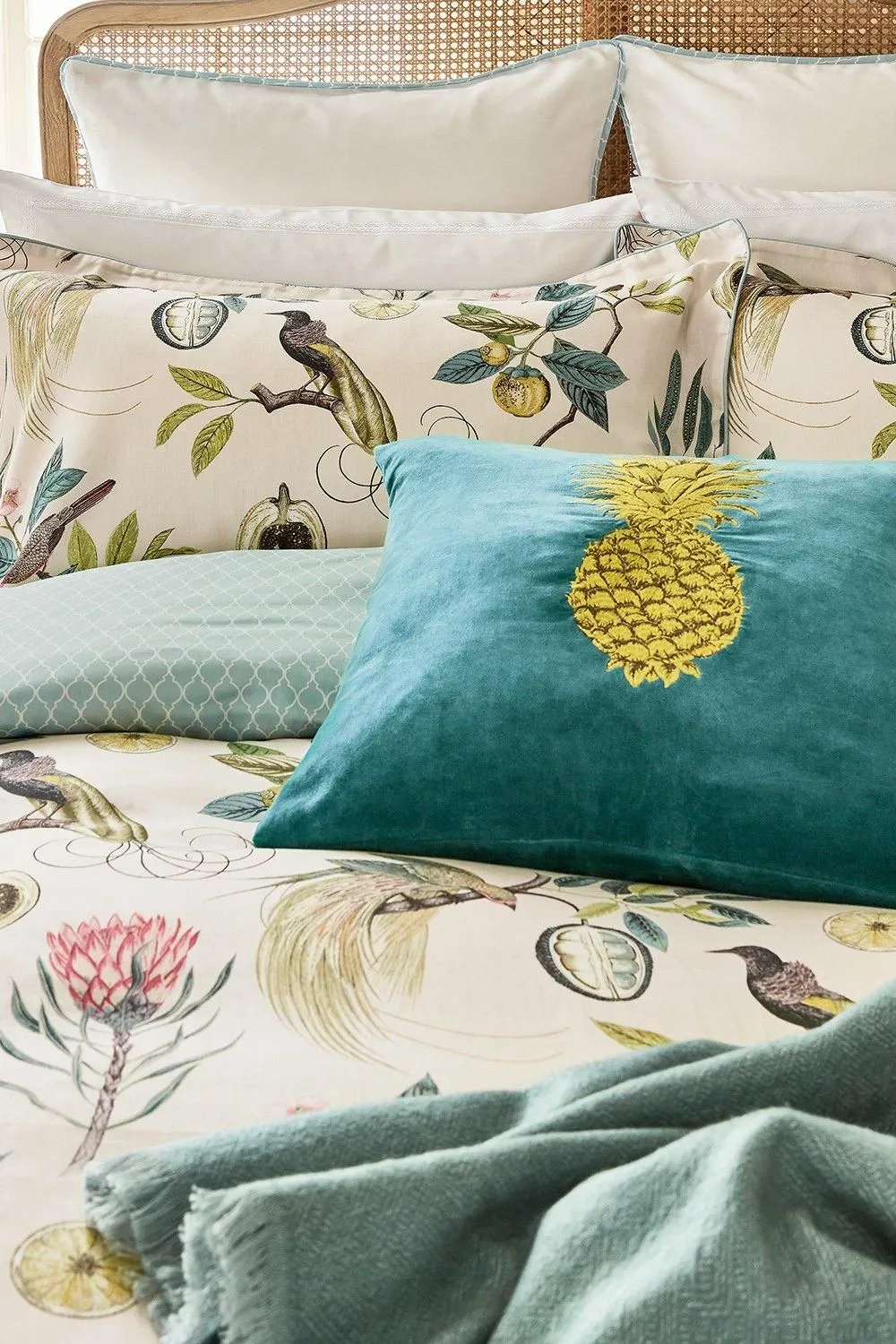 Sanderson 'Paradesia' Cotton Sateen Square Pillowcase in Cream 3