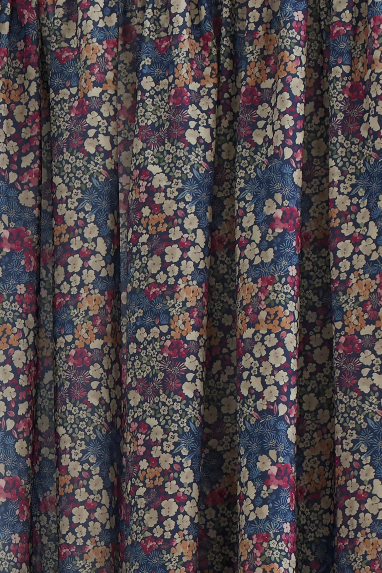 Dreams & Drapes 'Bessie' -Floral Print Lined Pair of Pencil Pleat Curtains With Tie-Backs in Navy 3
