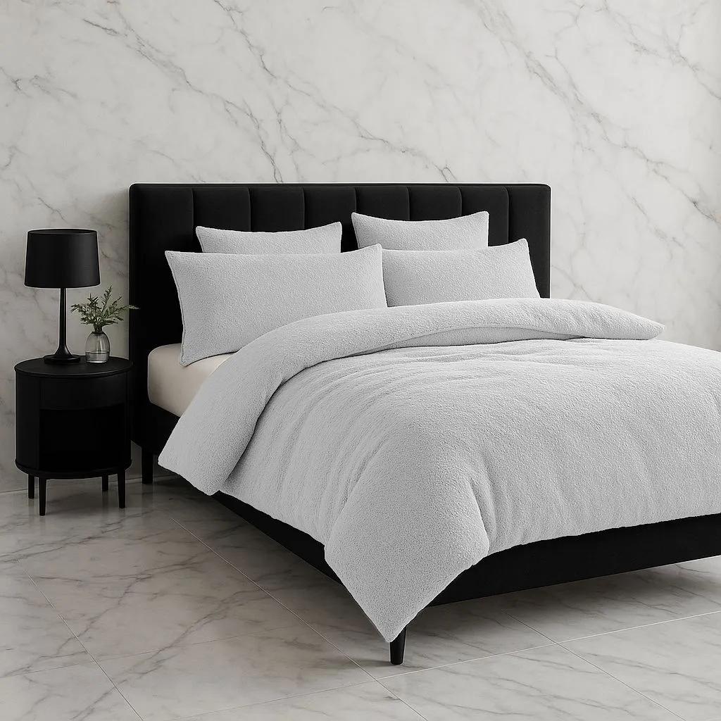 Snug City Teddy Bear Fleece Soft Cosy Duvet Cover + Pillow Case Set in White