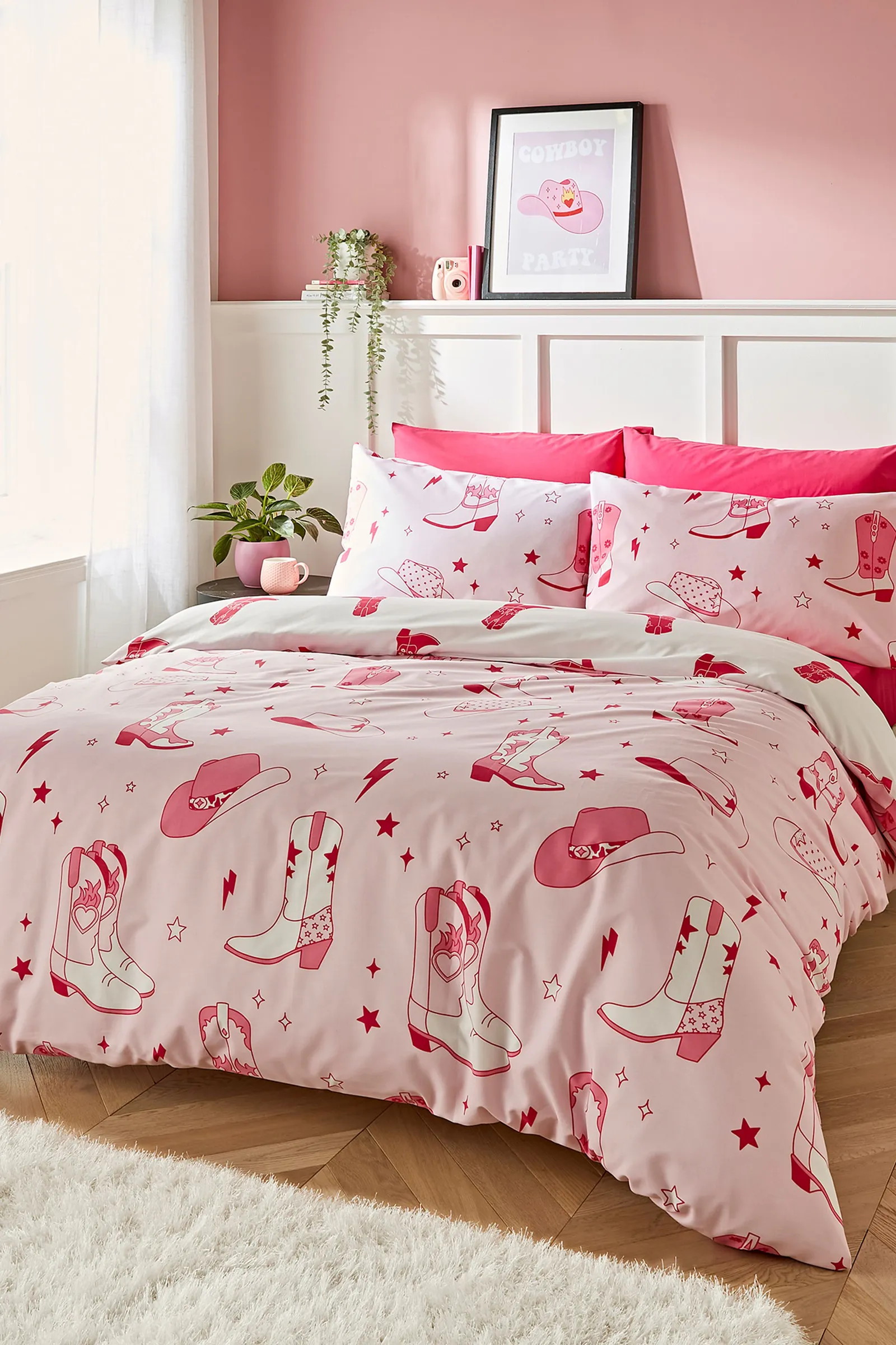 Sassy B 'Cowgirl Boot' Reversible Duvet Cover Set in Pink