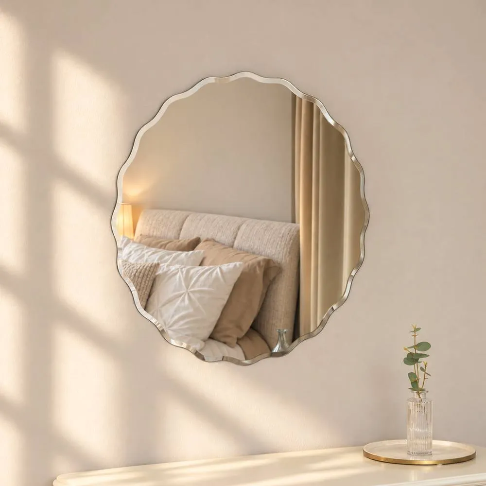 Melody Maison Frameless Scalloped Bevelled Edge Wall Mirror - 60cm X 60cm in Clear