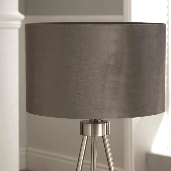 Houston Tripod Table Lamp 2