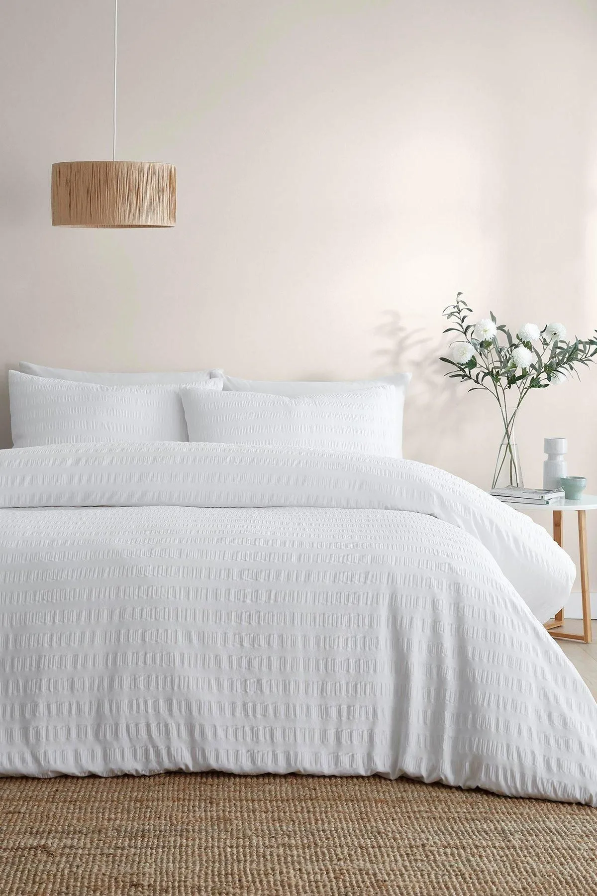 Serene 'Honley Seersucker' Textured Duvet Cover Set in White