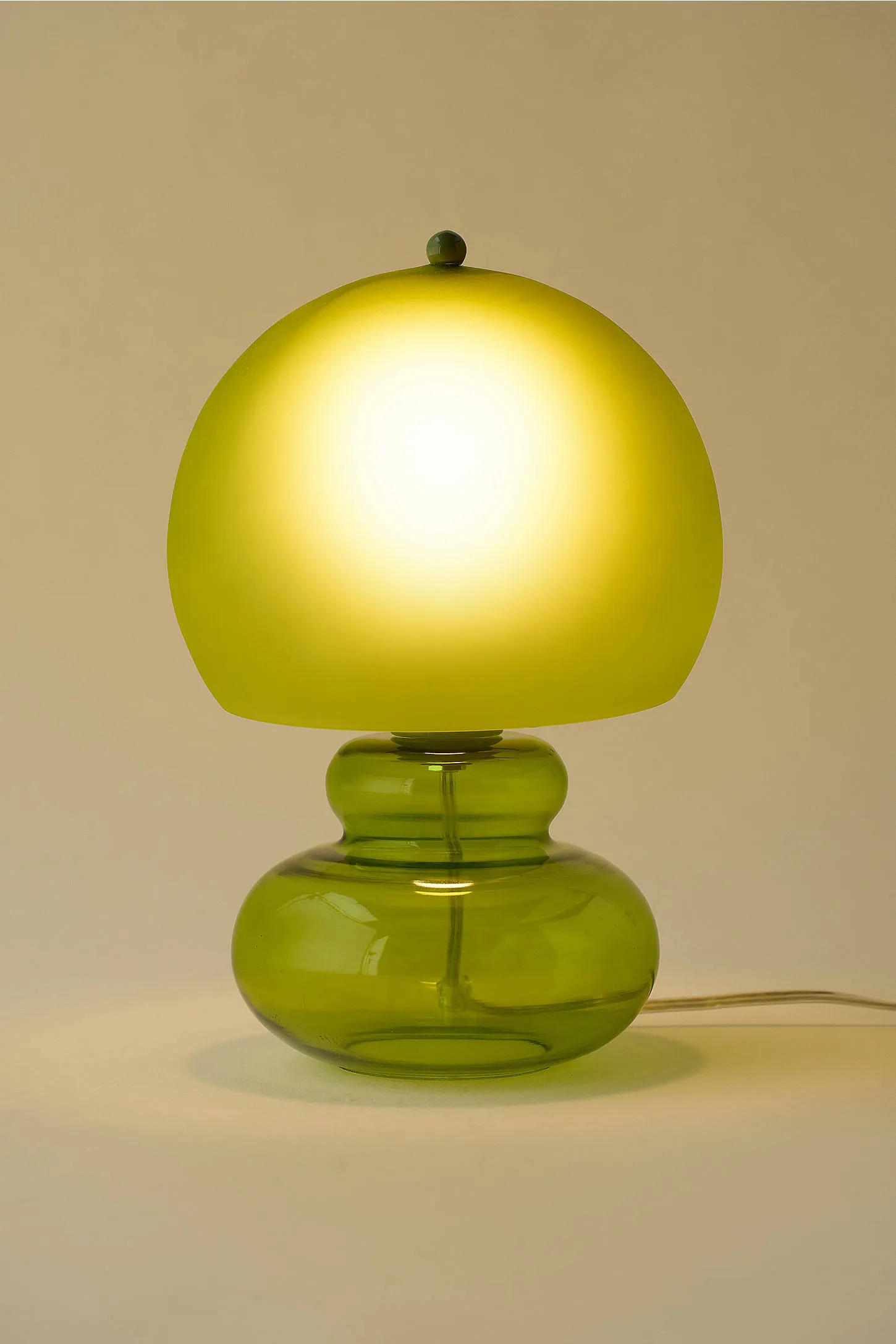 Lucile Table Lamp - Green 4